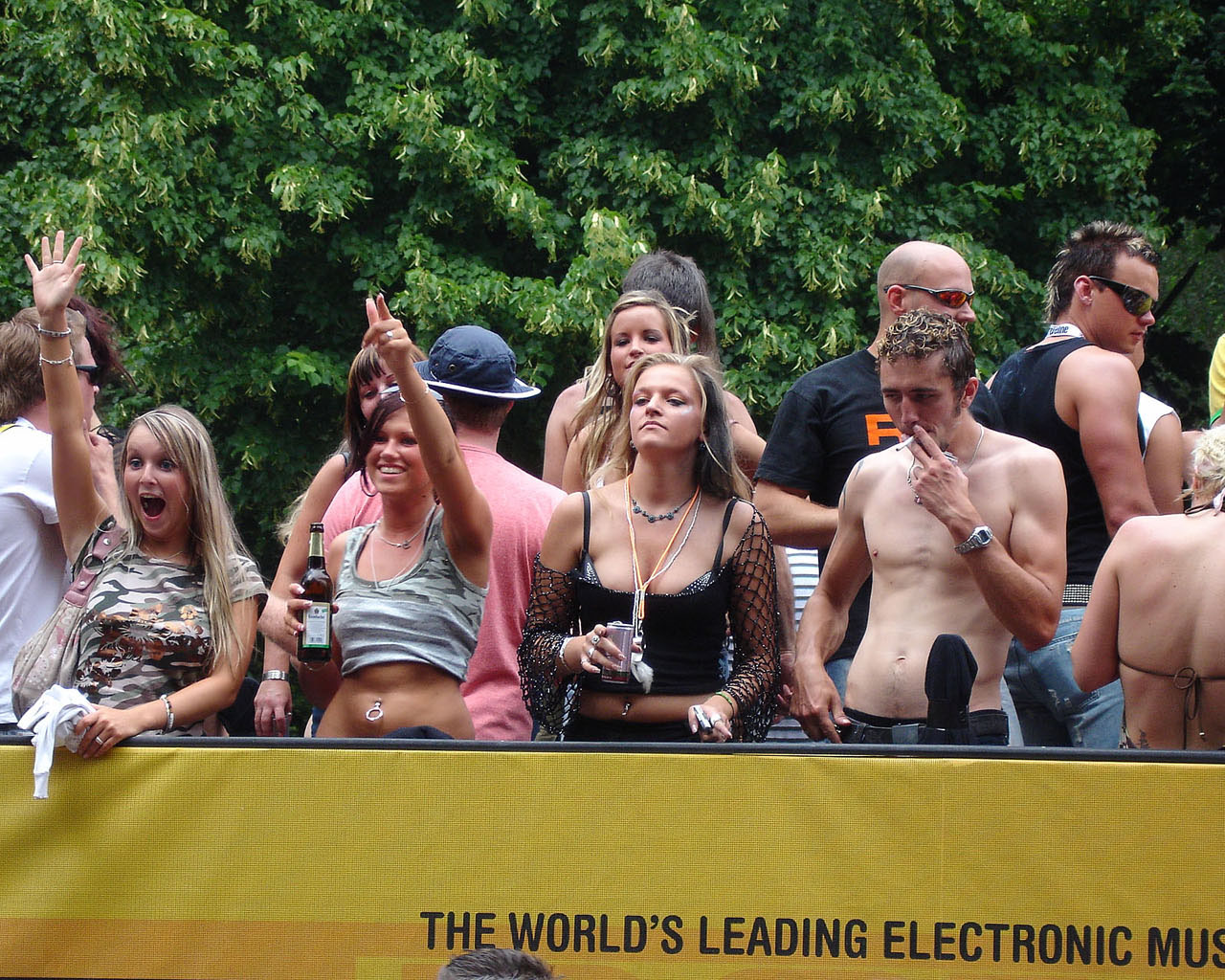 sexy Girls auf der Loveparade 2006